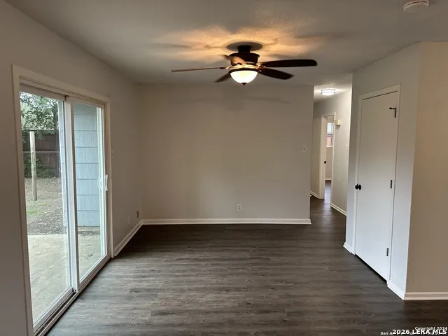 7211 Westglade Dr San Antonio, TX 78227