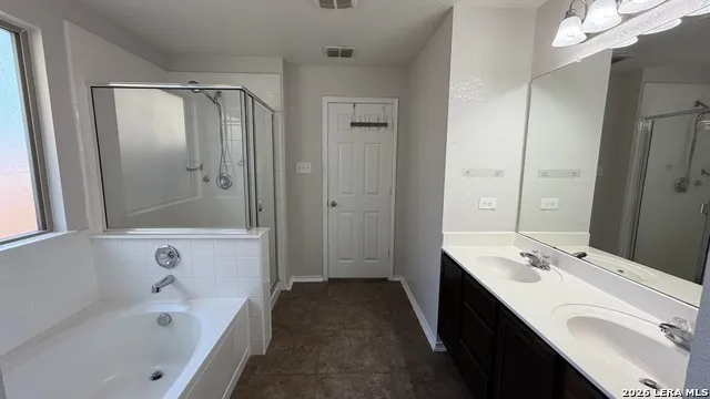 9110 Canter Horse San Antonio, TX 78254