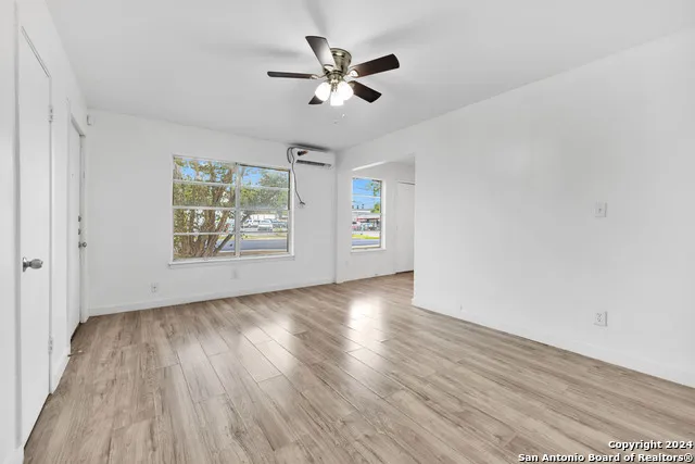 519 VENICE San Antonio, TX 78201