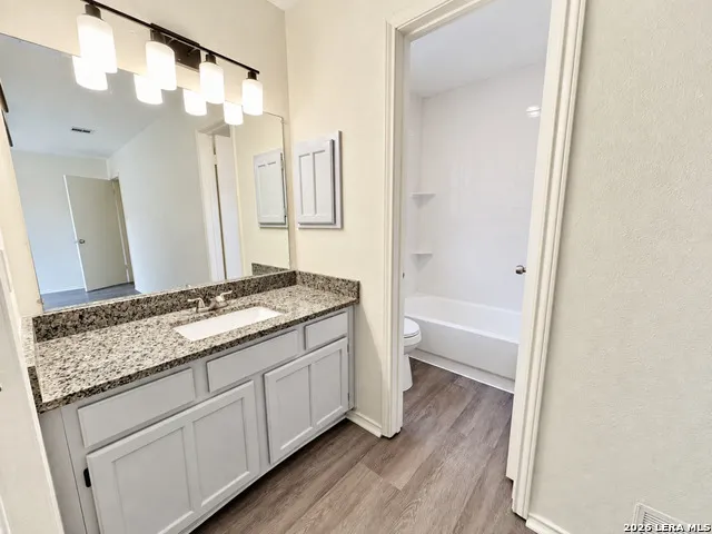 5530 Sunup Dr San Antonio, TX 78233