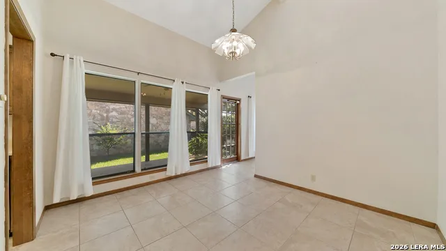 4305 CENTER OAK WOODS ST San Antonio, TX 78249