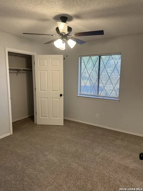 5922 Lakedale San Antonio, TX 78222