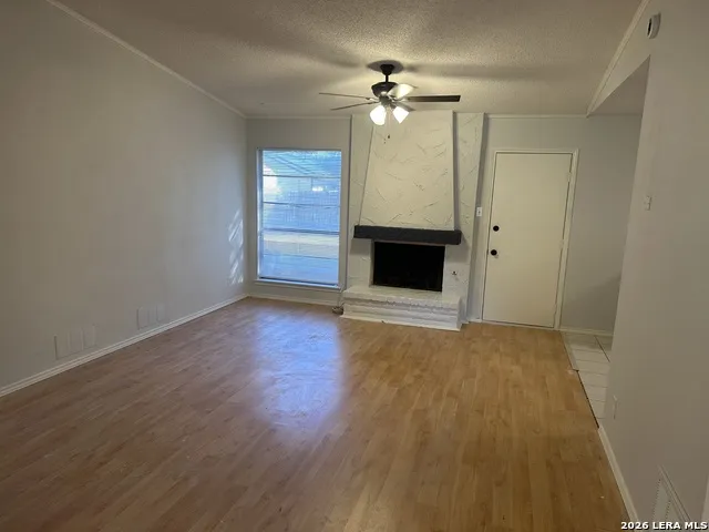 5922 Lakedale San Antonio, TX 78222