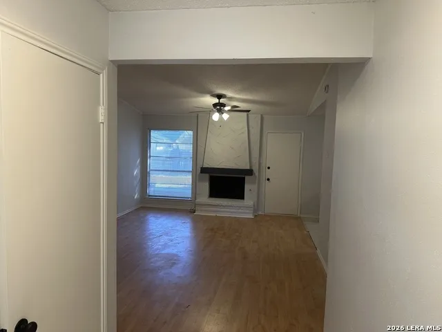 5922 Lakedale San Antonio, TX 78222