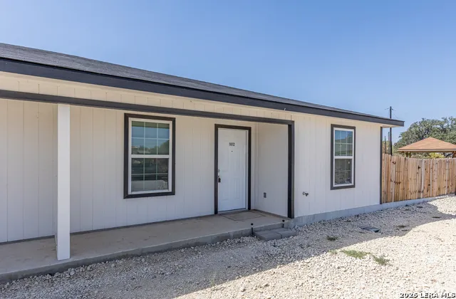 1012 COUNTY ROAD 4516 Castroville, TX 78009