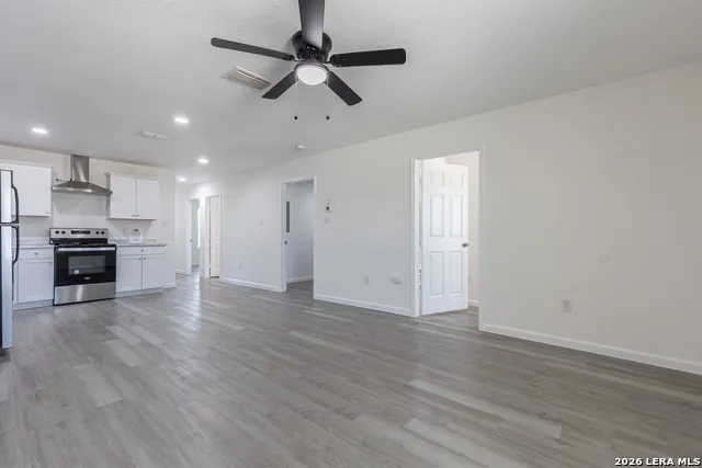 1012 COUNTY ROAD 4516 Castroville, TX 78009