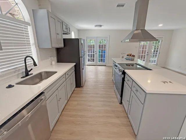 226 Melliff San Antonio, TX 78216
