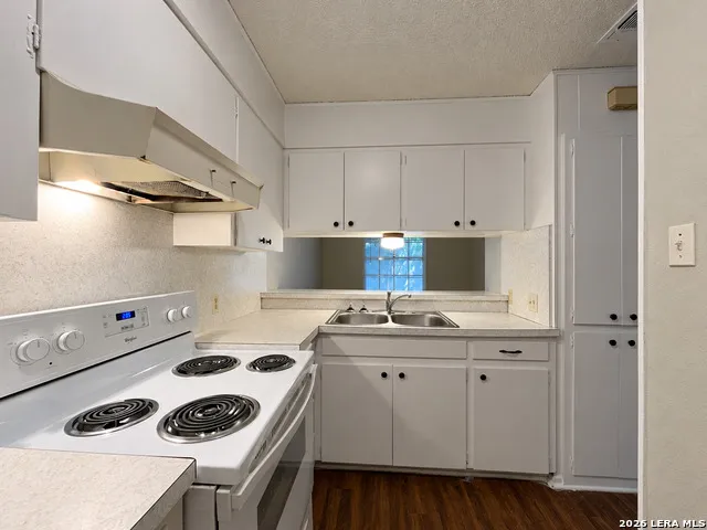 311 E San Antonio Ave Unit 111 Boerne, TX 78006