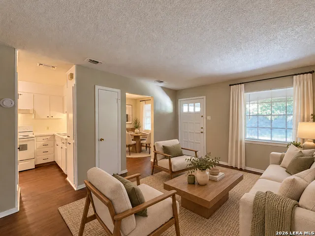311 E San Antonio Ave Unit 111 Boerne, TX 78006