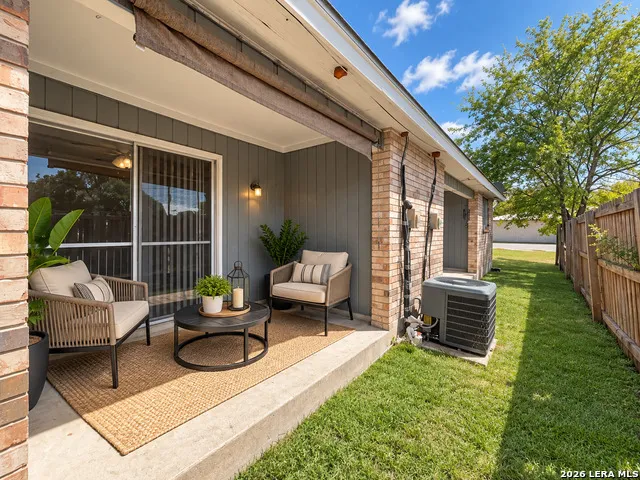 311 E San Antonio Ave Unit 111 Boerne, TX 78006