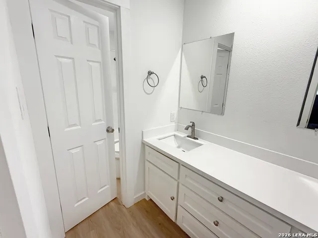 228 MELLIFF DR San Antonio, TX 78216