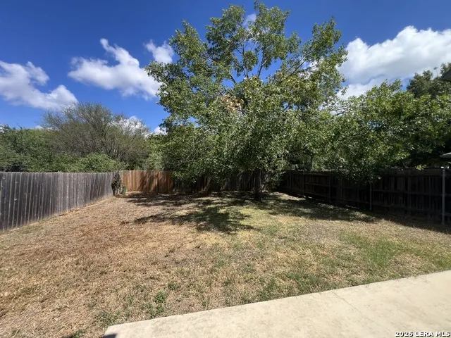 6107 LAKEVIEW CT San Antonio, TX 78249