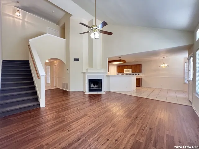6107 LAKEVIEW CT San Antonio, TX 78249