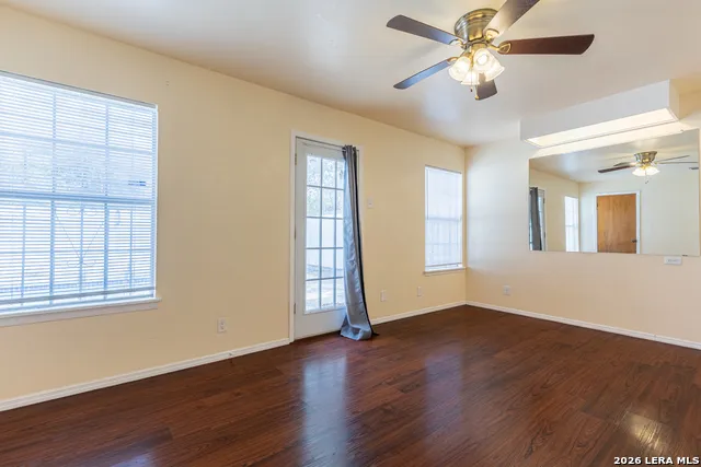 3019 LASSES BLVD San Antonio, TX 78223
