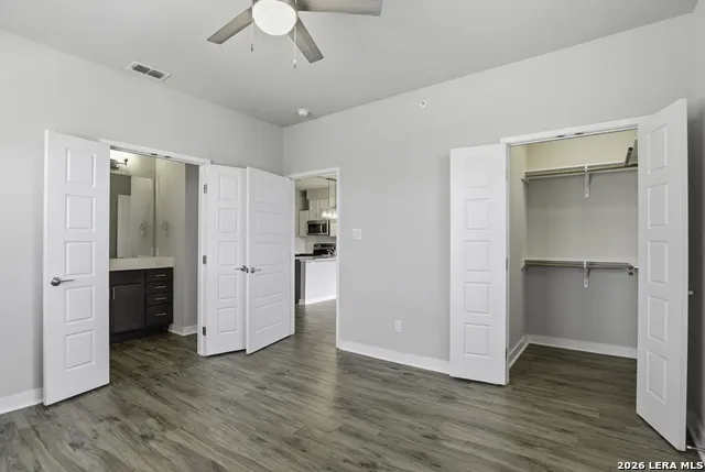 711 S Frio Unit 2102 San Antonio, TX 78207
