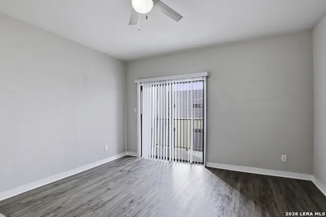 711 S Frio Unit 2102 San Antonio, TX 78207