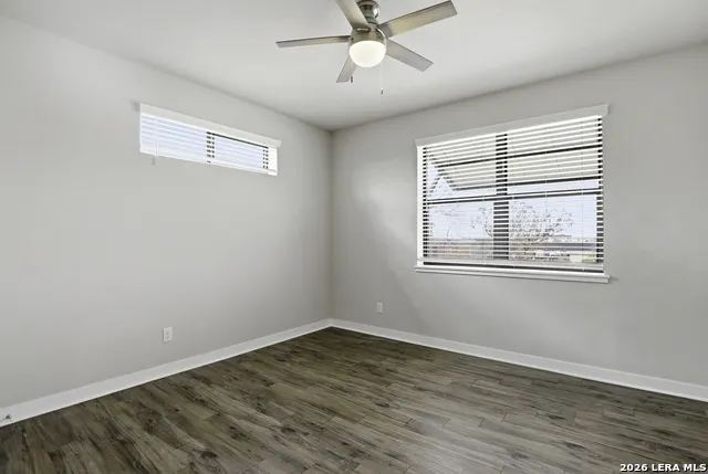 711 S Frio Unit 2102 San Antonio, TX 78207