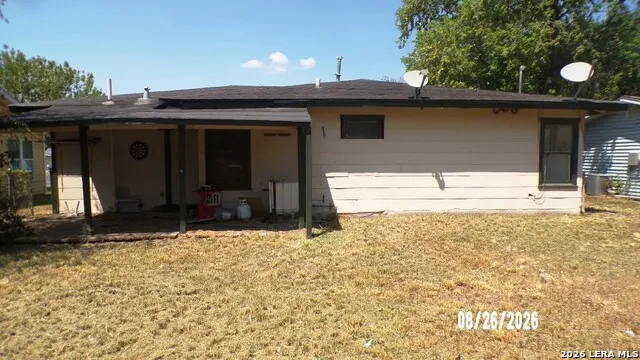 1708 LUCY LN Beeville, TX 78102