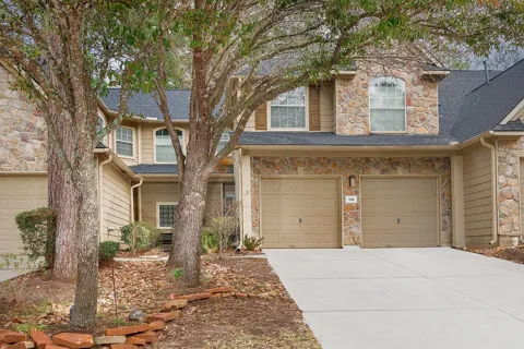 110 Valley Oaks Circle