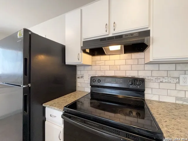 7910 Crystal Point San Antonio, TX 78251