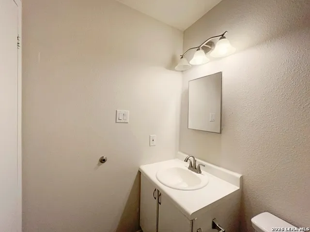 7910 Crystal Point San Antonio, TX 78251