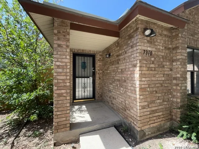 7910 Crystal Point San Antonio, TX 78251