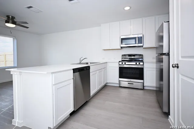 7639 VARO GLN San Antonio, TX 78263