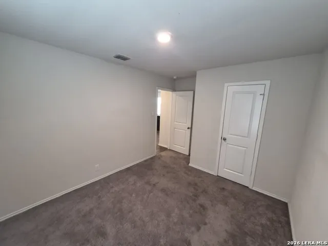 120 Middle Green Loop Floresville, TX 78114