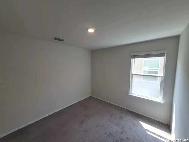 120 Middle Green Loop Floresville, TX 78114