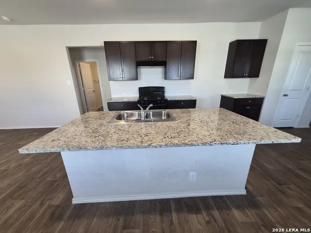 120 Middle Green Loop Floresville, TX 78114