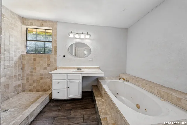 5230 Ebony Dr San Antonio, TX 78228