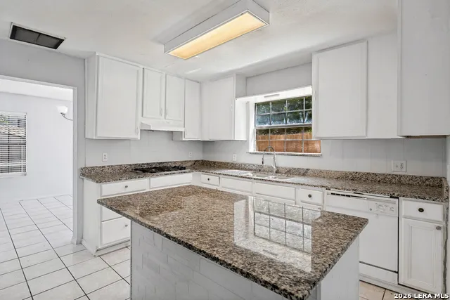 5230 Ebony Dr San Antonio, TX 78228