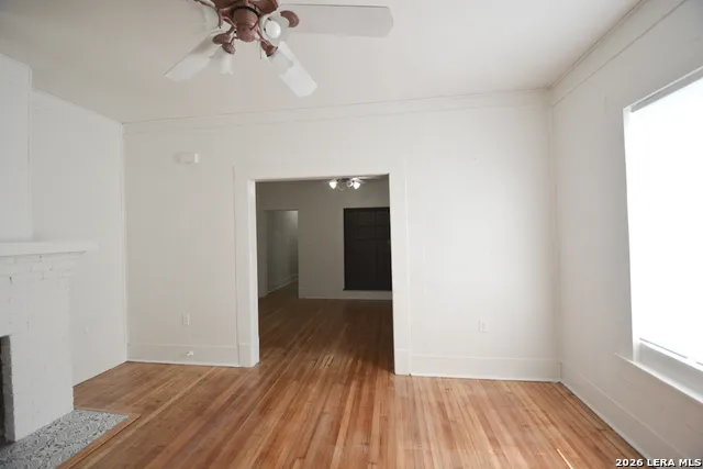 1114 W Russell San Antonio, TX 78201