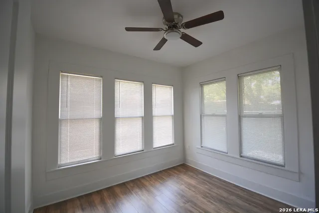 1114 W Russell San Antonio, TX 78201