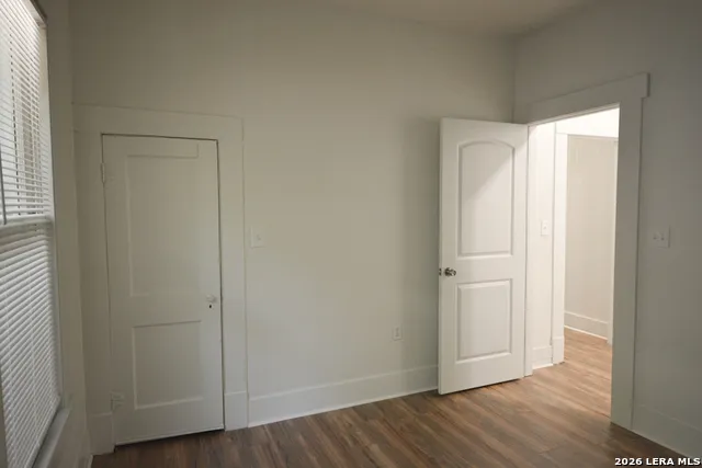 1114 W Russell San Antonio, TX 78201