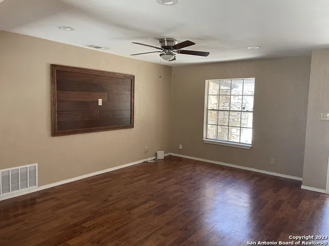 834 PORTER ST San Antonio, TX 78210