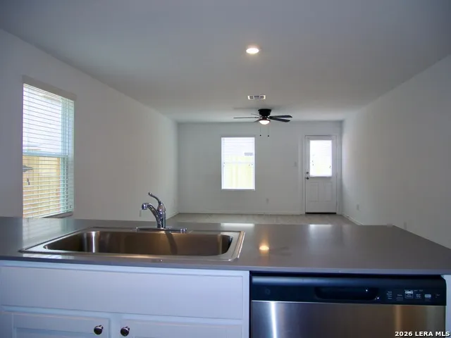 7627 Chancery Gate San Antonio, TX 78253