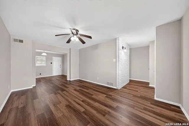 103 BRETTONWOOD DR San Antonio, TX 78218