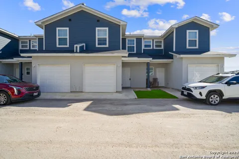 6914 Crestway Dr Unit 103