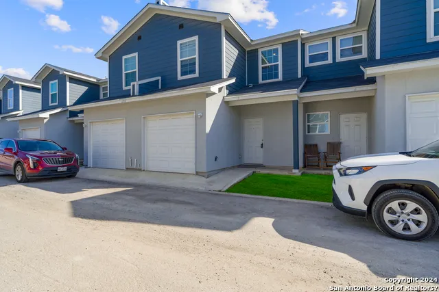 6914 Crestway Dr Unit 103 San Antonio, TX 78239