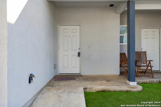 6914 Crestway Dr Unit 103 San Antonio, TX 78239