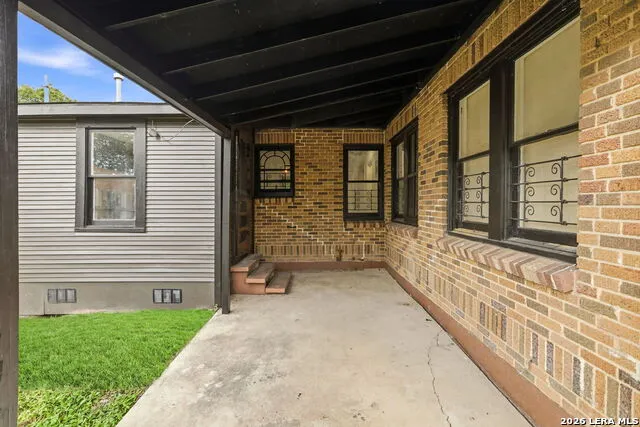 146 North Dr San Antonio, TX 78201
