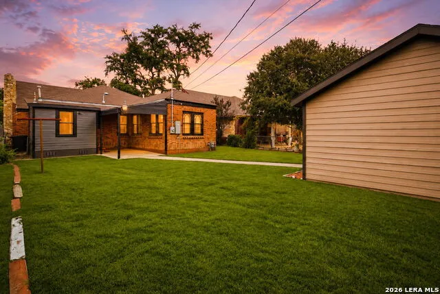 146 North Dr San Antonio, TX 78201