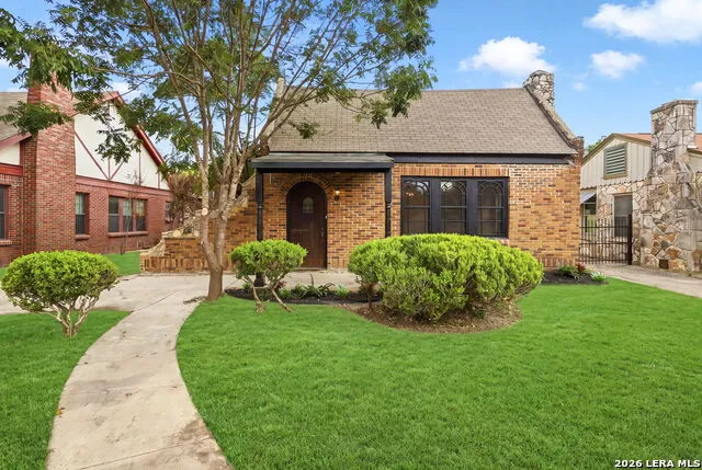 146 North Dr San Antonio, TX 78201