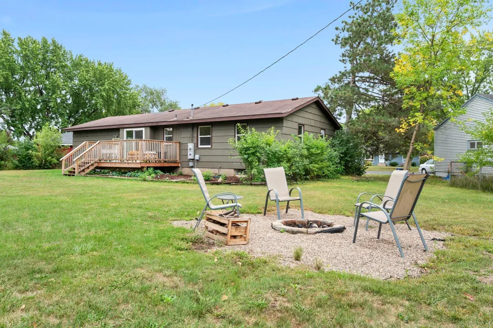 16288 Florida Way W Rosemount, MN 55068