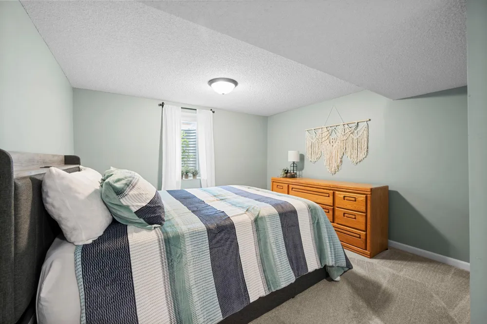16288 Florida Way W Rosemount, MN 55068