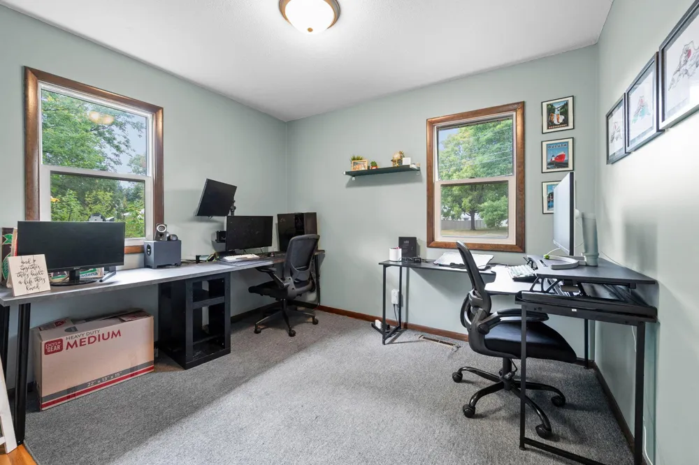 16288 Florida Way W Rosemount, MN 55068