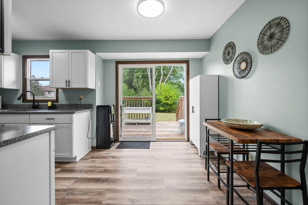 16288 Florida Way W Rosemount, MN 55068