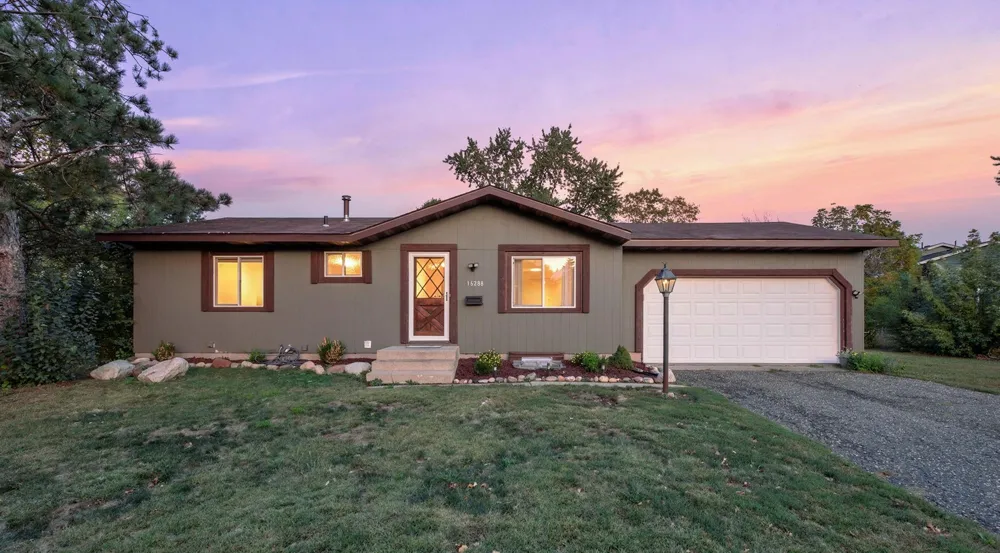 16288 Florida Way W Rosemount, MN 55068