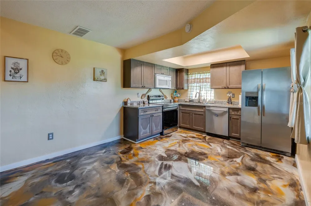 36 SPRINGWOOD SQUARE Port Orange, FL 32129